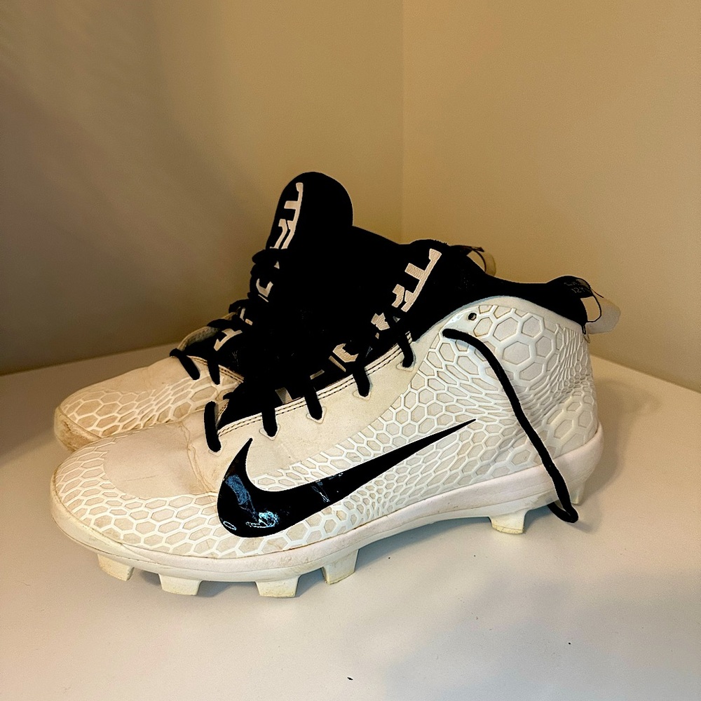 Nike Trout Baseball Cleats Men’s size 10